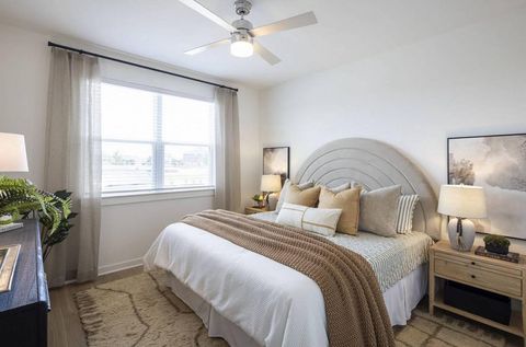 Photo of 10203 Karsten #3111, Rosharon, TX 77583 (MLS # 52149183)