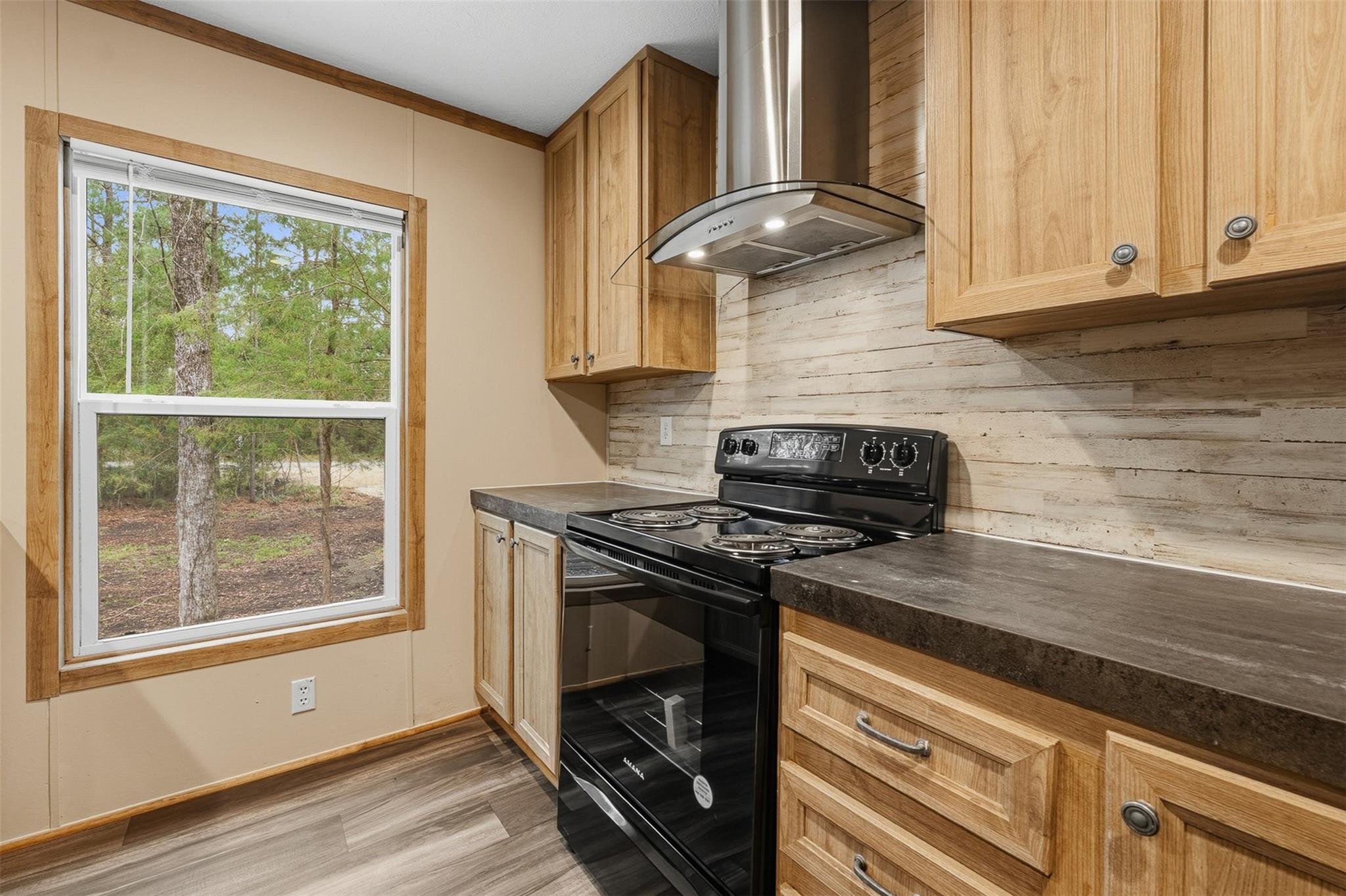 800 Rock Creek Drive