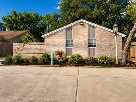 Photo of 5810 Fairdale Lane, Houston, TX 77057 (MLS # 11456826)