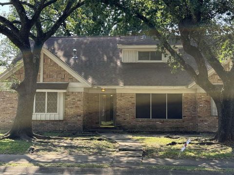 Photo of 2706 Burke Road, Pasadena, TX 77502 (MLS # 41704114)