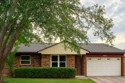 Photo of 11910 Hunkler Drive, Houston, TX 77047 (MLS # 78291342)