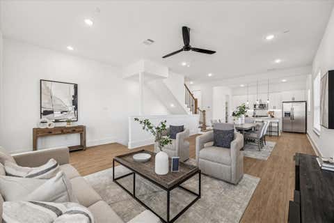 Photo of 5608 Azores Ln, Houston, TX 77091 (MLS # 96518085)