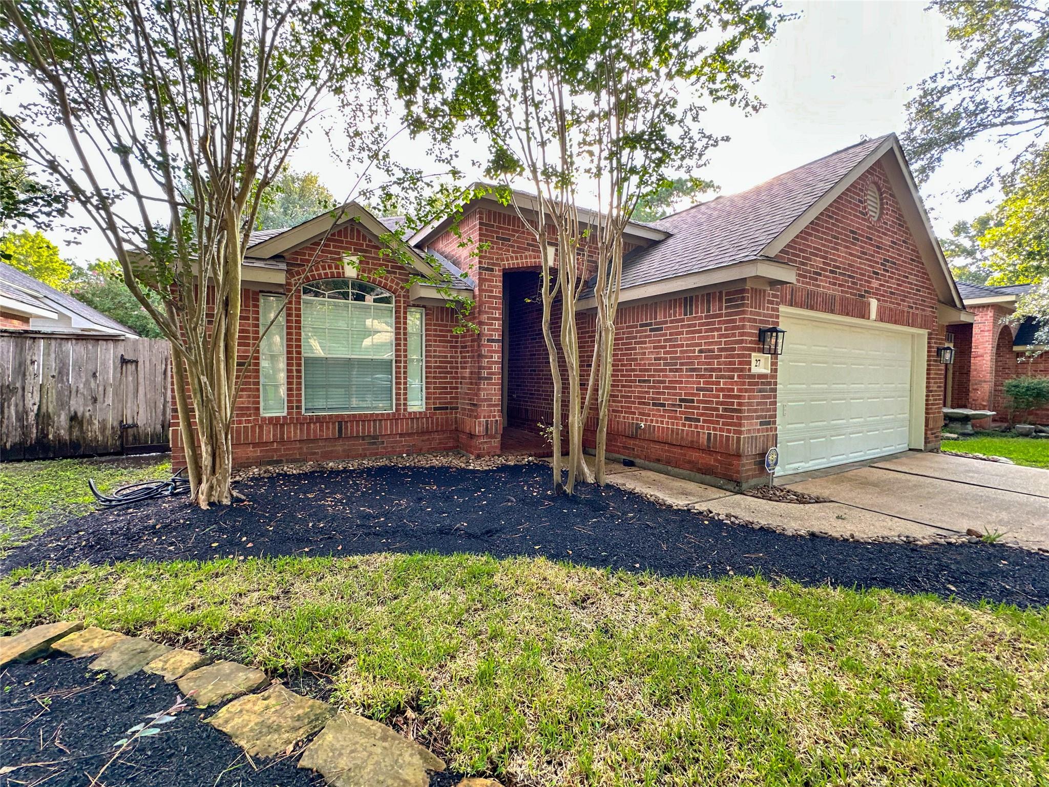 27 Auburn Path Drive