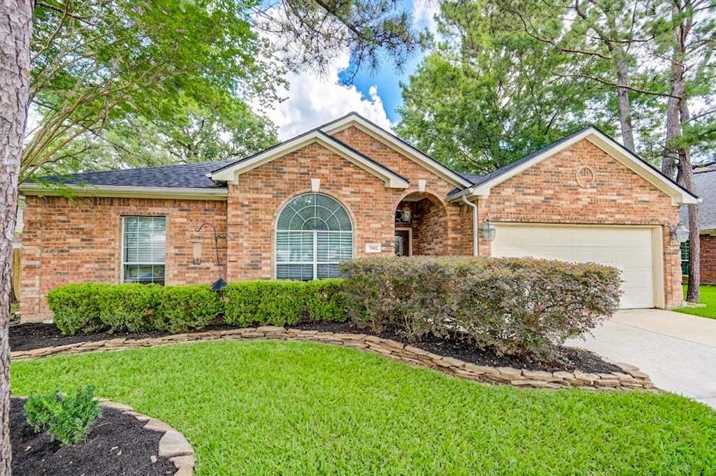 Photo of 7902 Trophy Place Drive Dr, Humble, TX 77346 (MLS # 44990472)