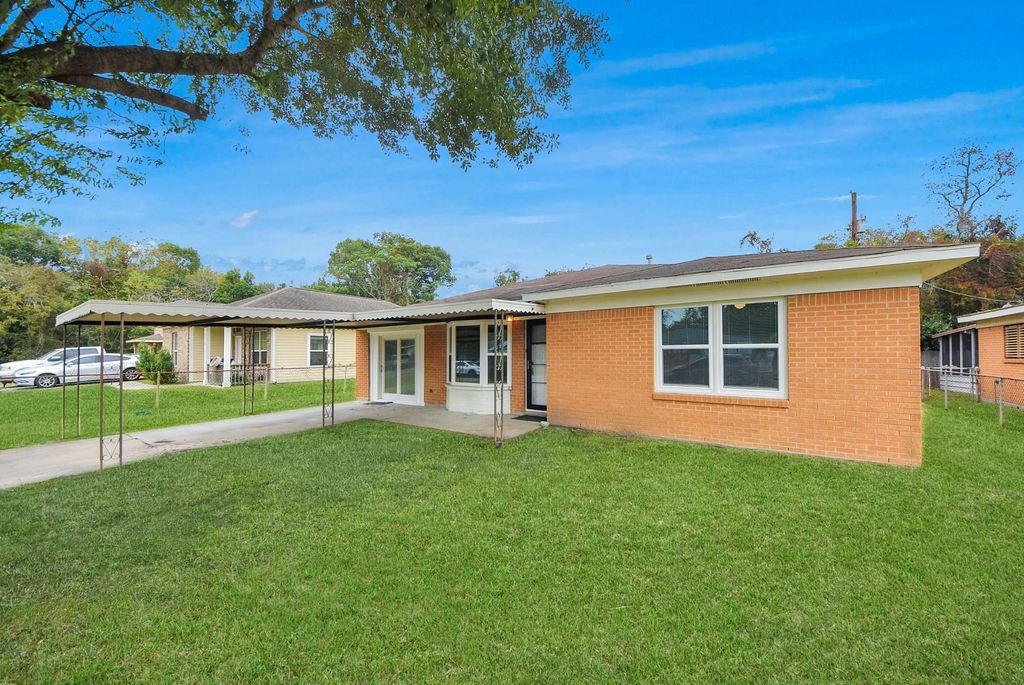 Photo of 6214 Diamond Court, Texas City, TX 77591 (MLS # 28891347)