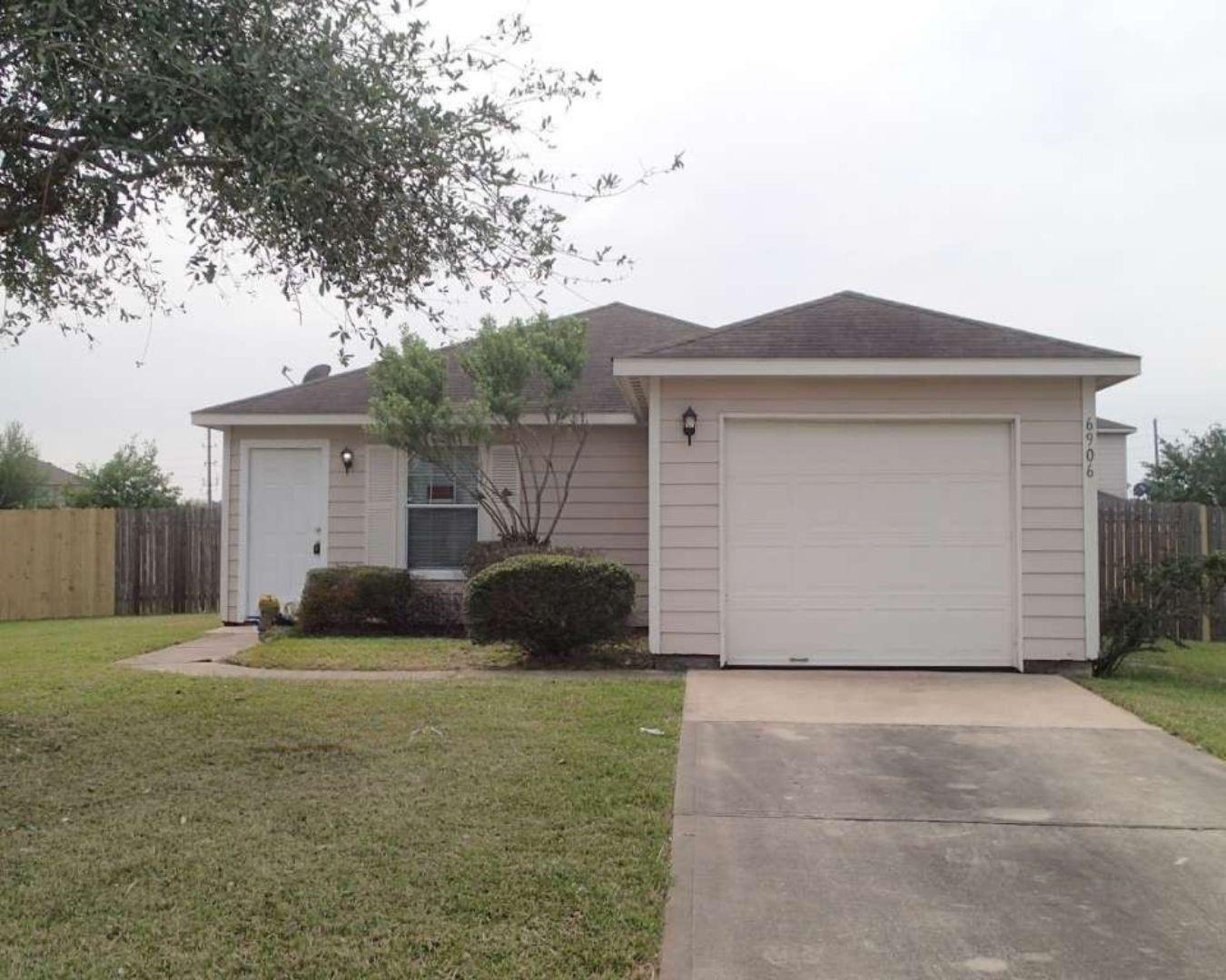 6906 Lost Timber Lane