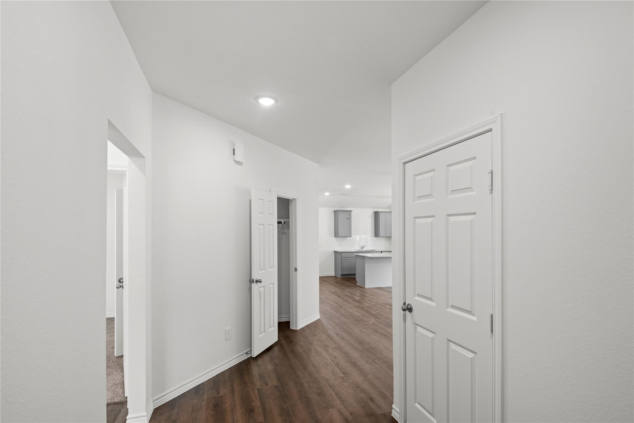 501 Oak Chase Avenue