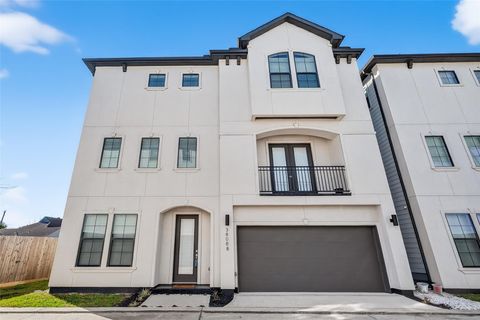 Homes For Sale - 3808 Sherman Street #B<br/> Houston, TX 77003