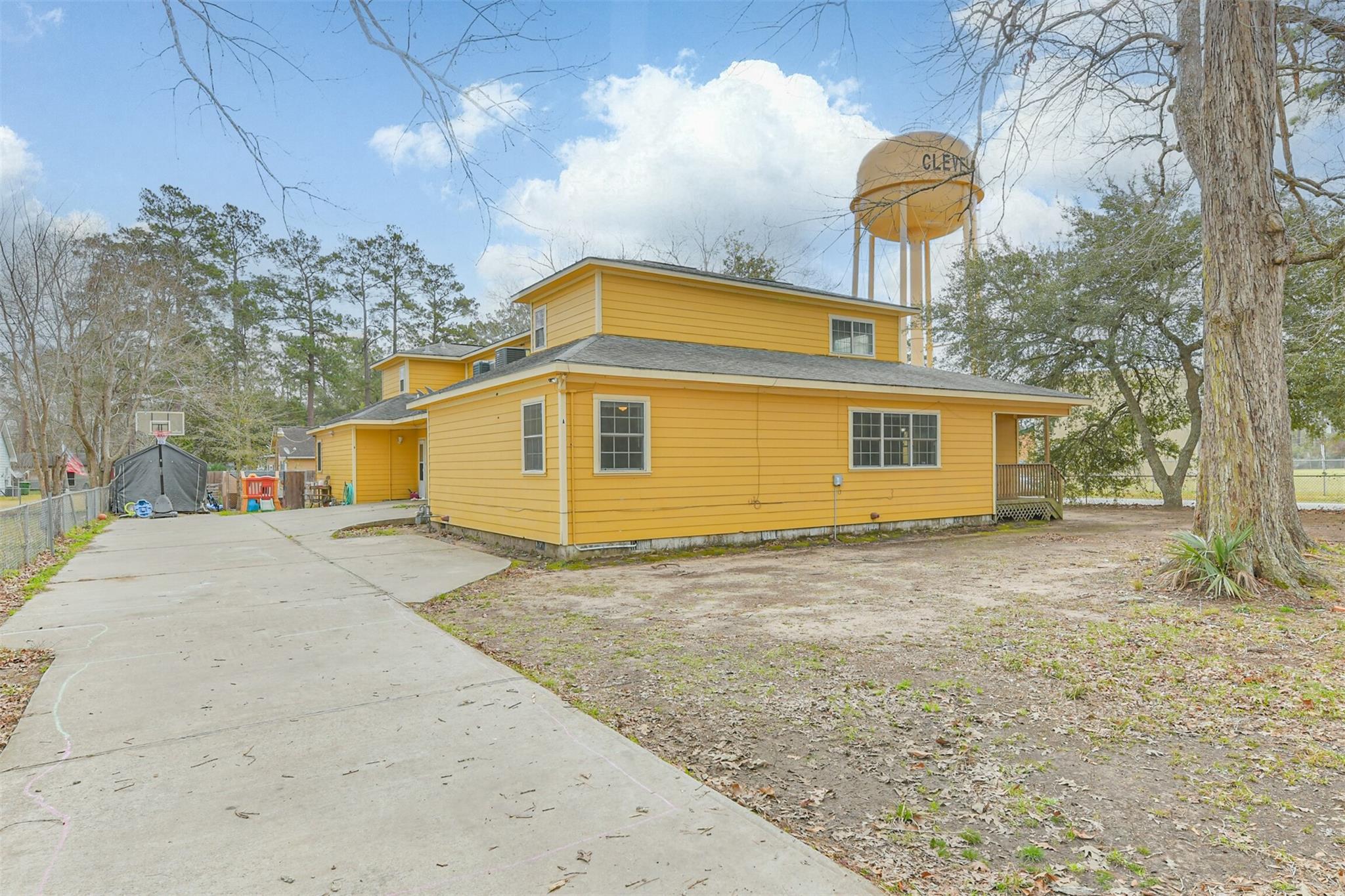 1103 Williams Street