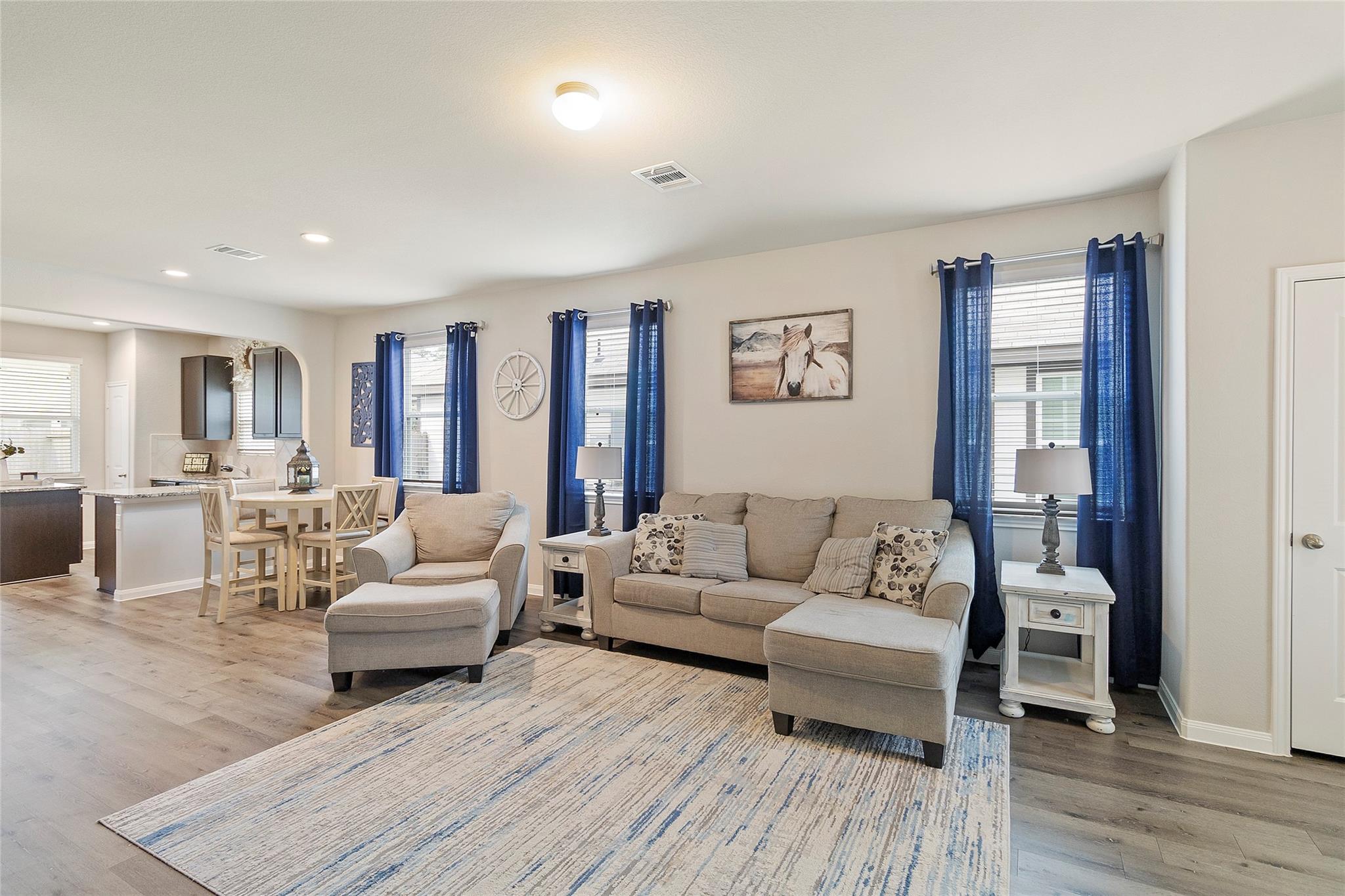 3432 Wooded Lane