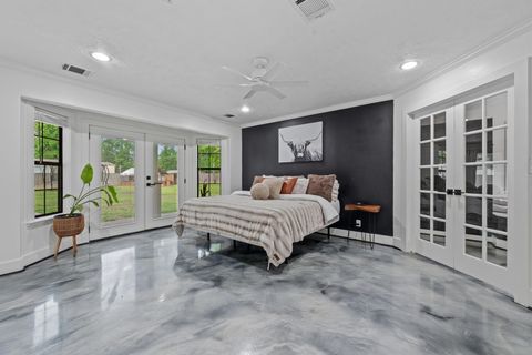 Tiny photo for 18 E Old Field Drive, Huffman, TX 77336 (MLS # 72762579)
