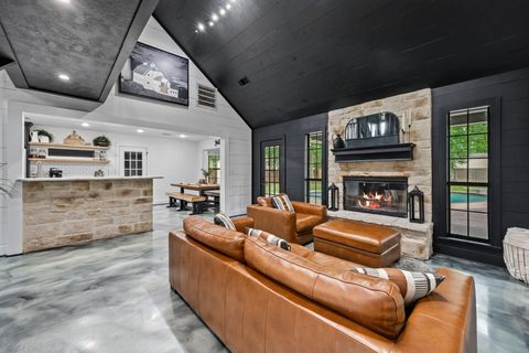 Tiny photo for 18 E Old Field Drive, Huffman, TX 77336 (MLS # 72762579)