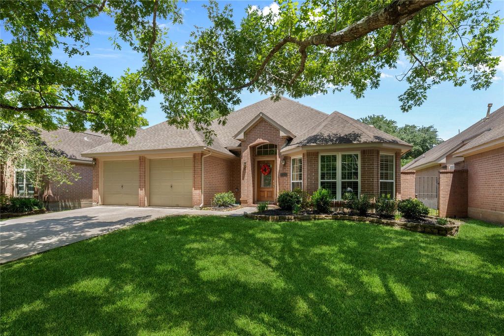 Photo of 2514 S Strathford Lane, Kingwood, TX 77345 (MLS # 38258891)
