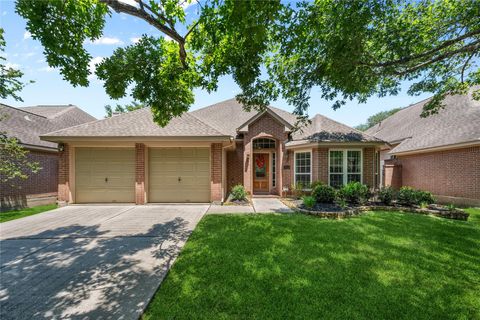 Photo of 2514 S Strathford Lane, Kingwood, TX 77345 (MLS # 38258891)