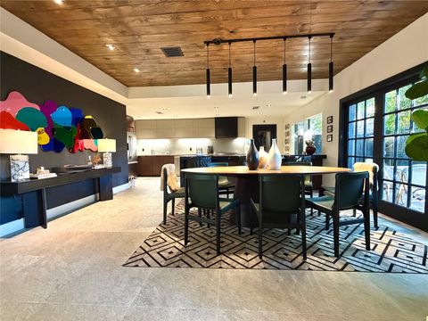 Tiny photo for 5454 John Dreaper Drive, Houston, TX 77056 (MLS # 97157689)