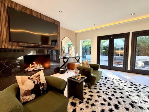 Tiny photo for 5454 John Dreaper Drive, Houston, TX 77056 (MLS # 97157689)