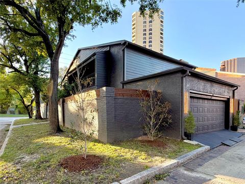 Tiny photo for 5454 John Dreaper Drive, Houston, TX 77056 (MLS # 97157689)