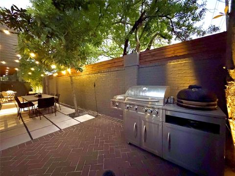 Tiny photo for 5454 John Dreaper Drive, Houston, TX 77056 (MLS # 97157689)