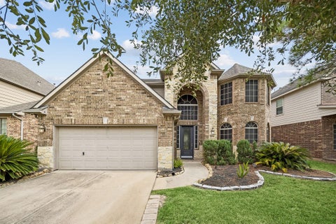 Homes For Sale - 21114 Magnolia Hollow Lane<br/> Richmond, TX 77407