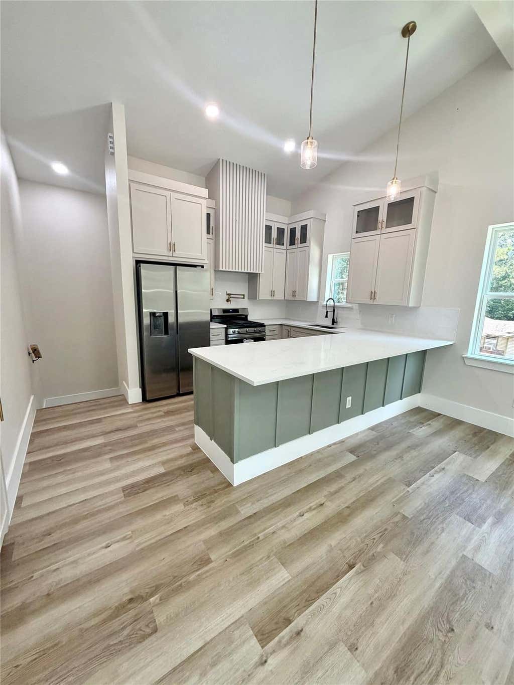 Photo of 40 Seals Avenue, Shepherd, TX 77371 (MLS # 60552443)