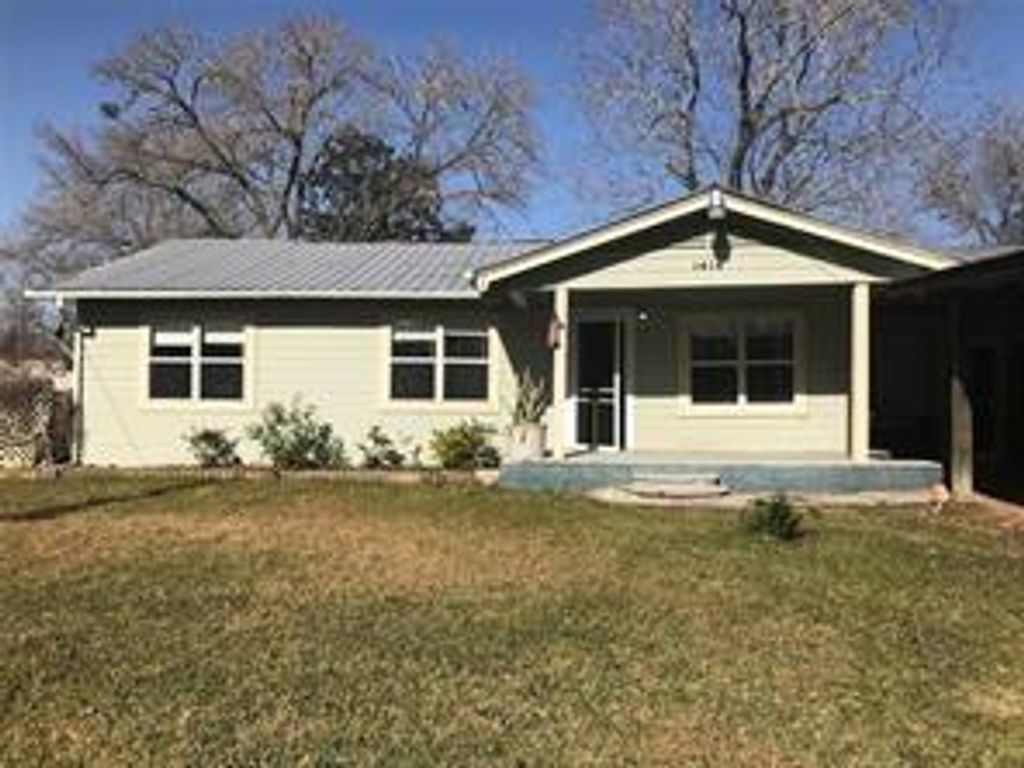 Photo of 1414 Woodward Street, Damon, TX 77430 (MLS # 42132160)