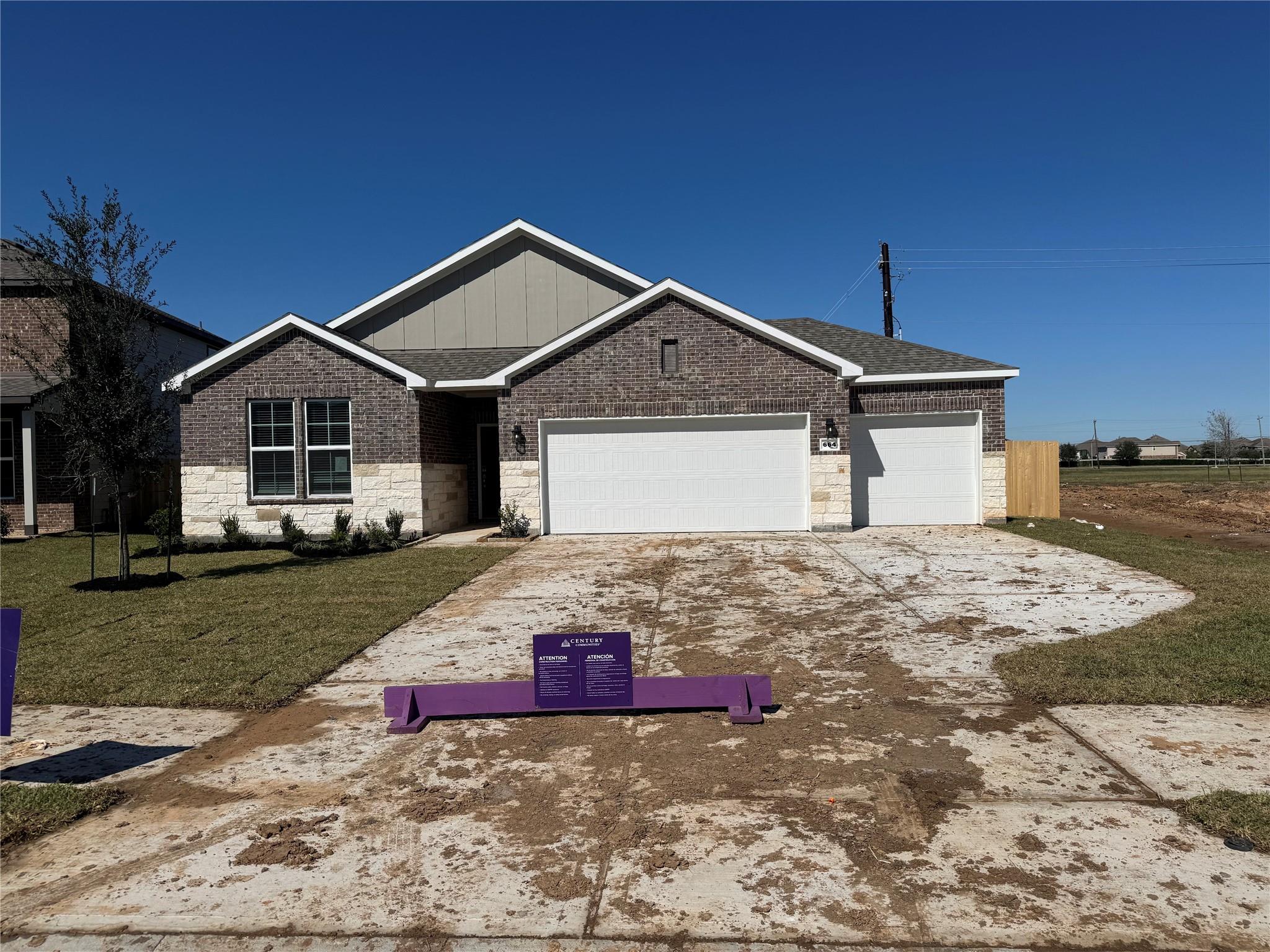 664 Woodhaven Lakes Drive