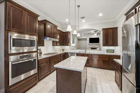 Tiny photo for 2809 Shadow Woods Court, Houston, TX 77043 (MLS # 86680783)