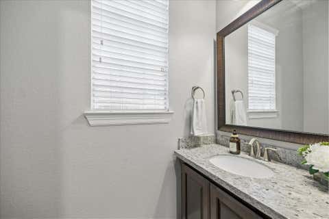 Tiny photo for 2809 Shadow Woods Court, Houston, TX 77043 (MLS # 86680783)
