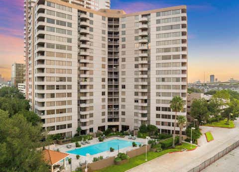 Photo of 3525 Sage Road #1018, Houston, TX 77056 (MLS # 79223515)