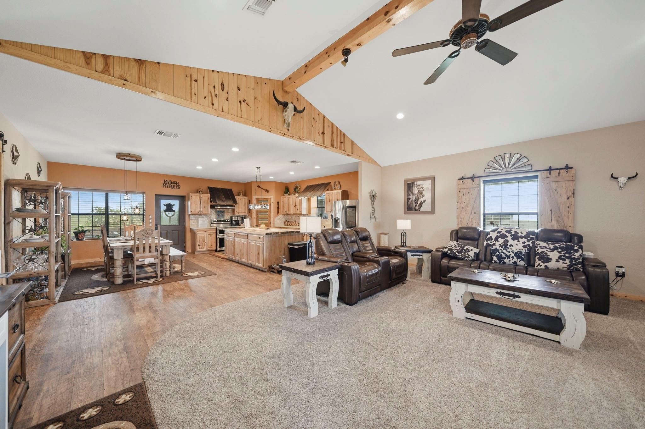 1604 County Road 370