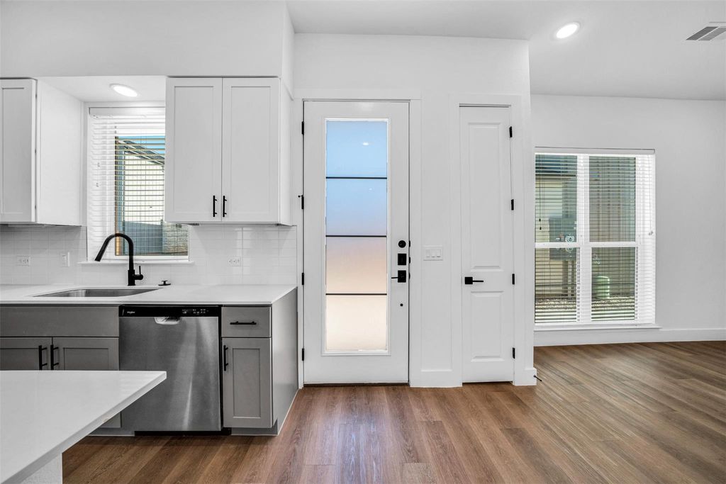 Photo of 1601 Mustang Drive, Marble Falls, TX 78654 (MLS # 52372818)