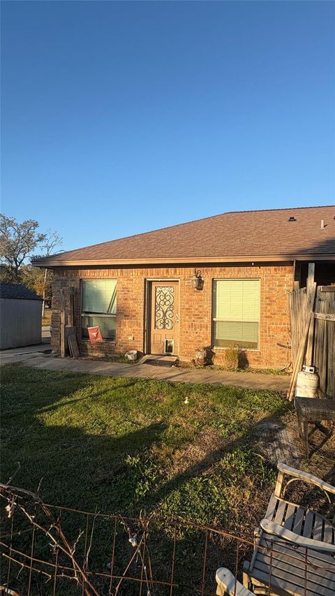 Photo of 2433 Duncan Drive Dr, Freeport, TX 77541 (MLS # 76075995)