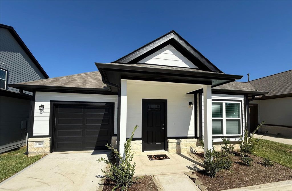 Photo of 11840 E Gate Drive Dr, Willis, TX 77318 (MLS # 41503939)