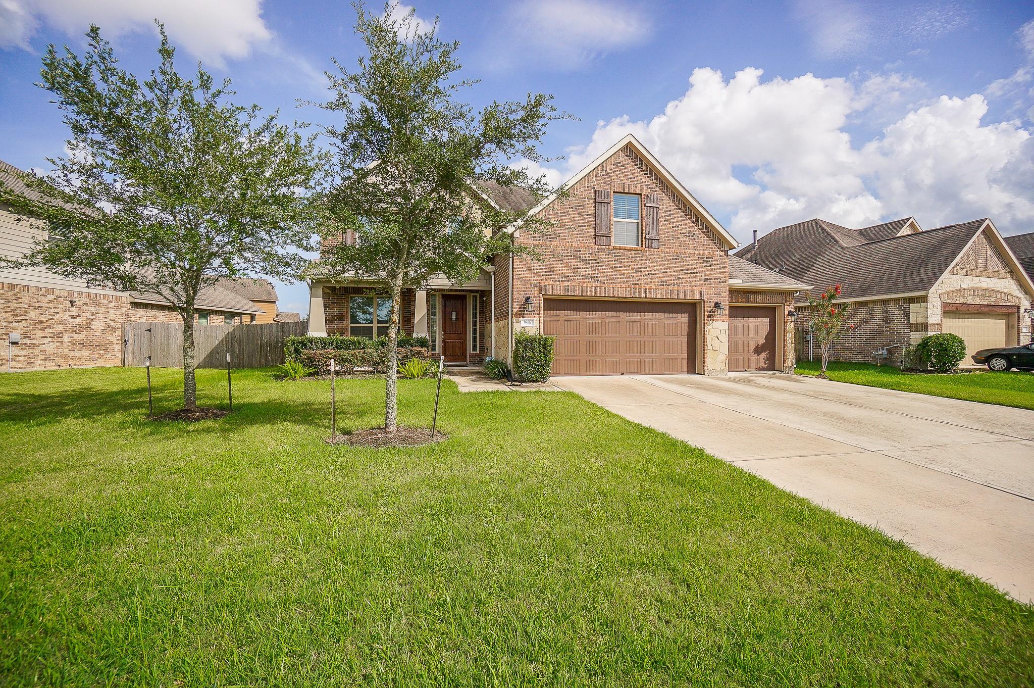 9506 Bonbrook Bend Lane