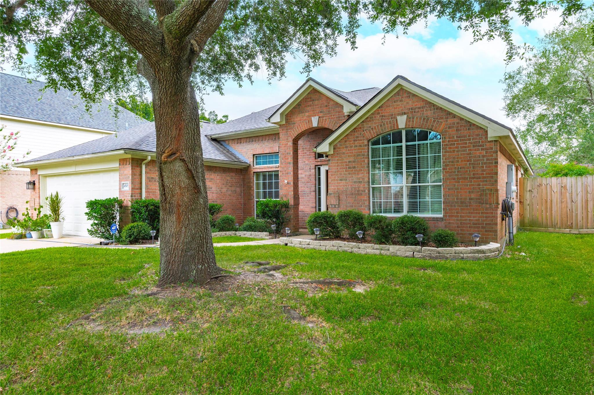 4505 Biscayne Bend Lane