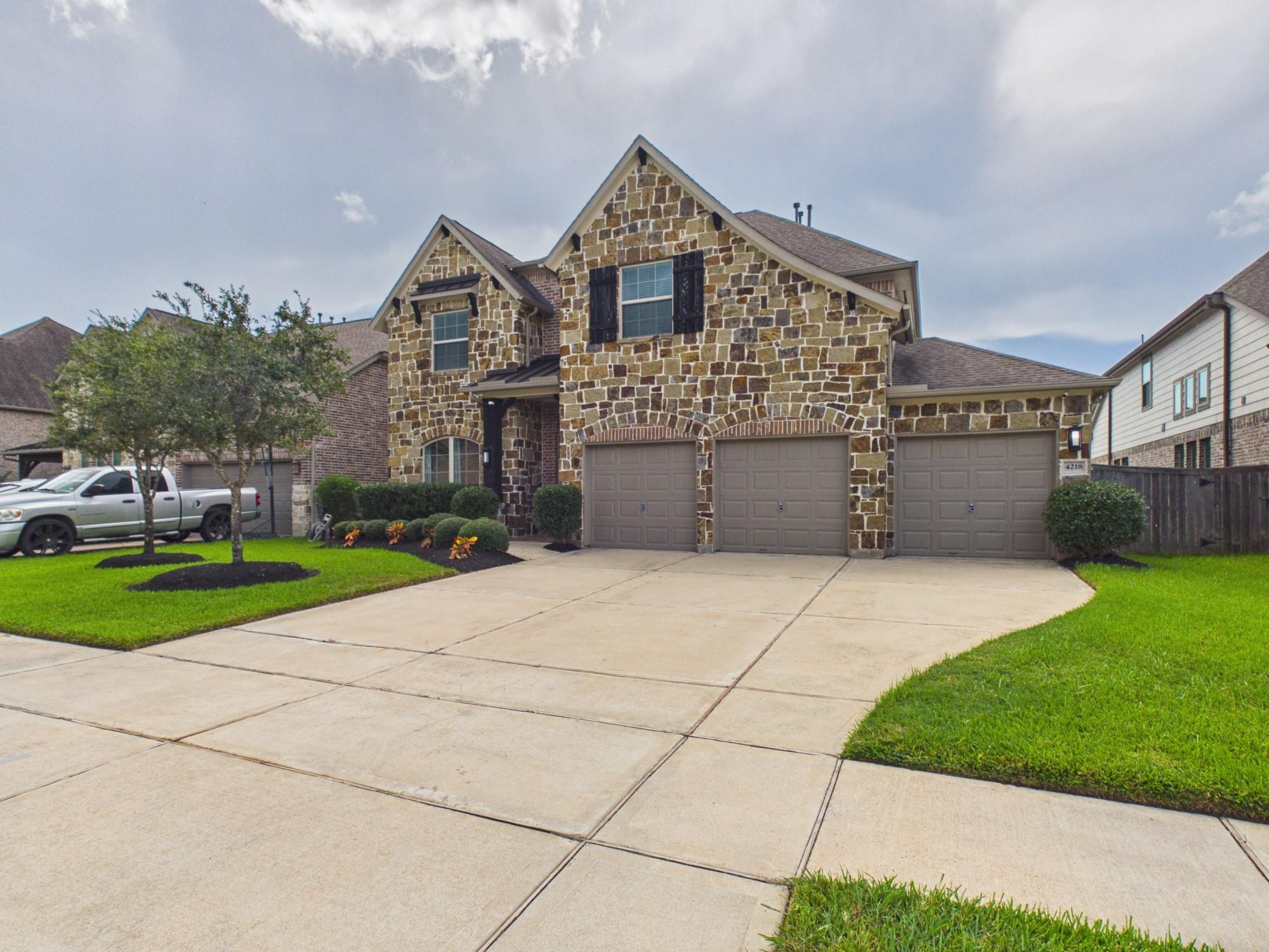 4218 Kestrel Ridge Court