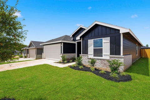Photo of 15906 Maybelle Street, Montgomery, TX 77316 (MLS # 46939381)