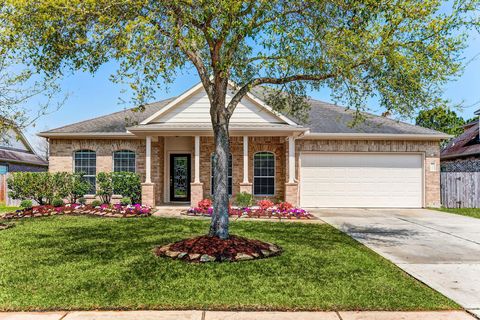 Photo of 6126 Bradford Lane, League City, TX 77573 (MLS # 63606834)