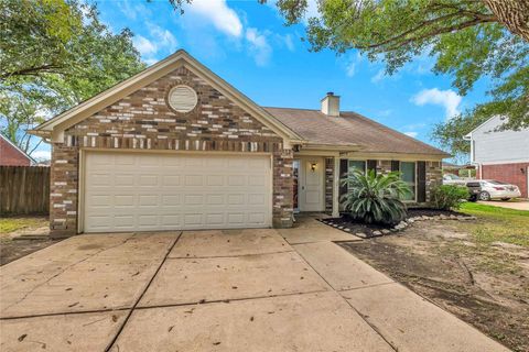 Photo of 5216 Spring Branch Drive, Pearland, TX 77584 (MLS # 97986739)