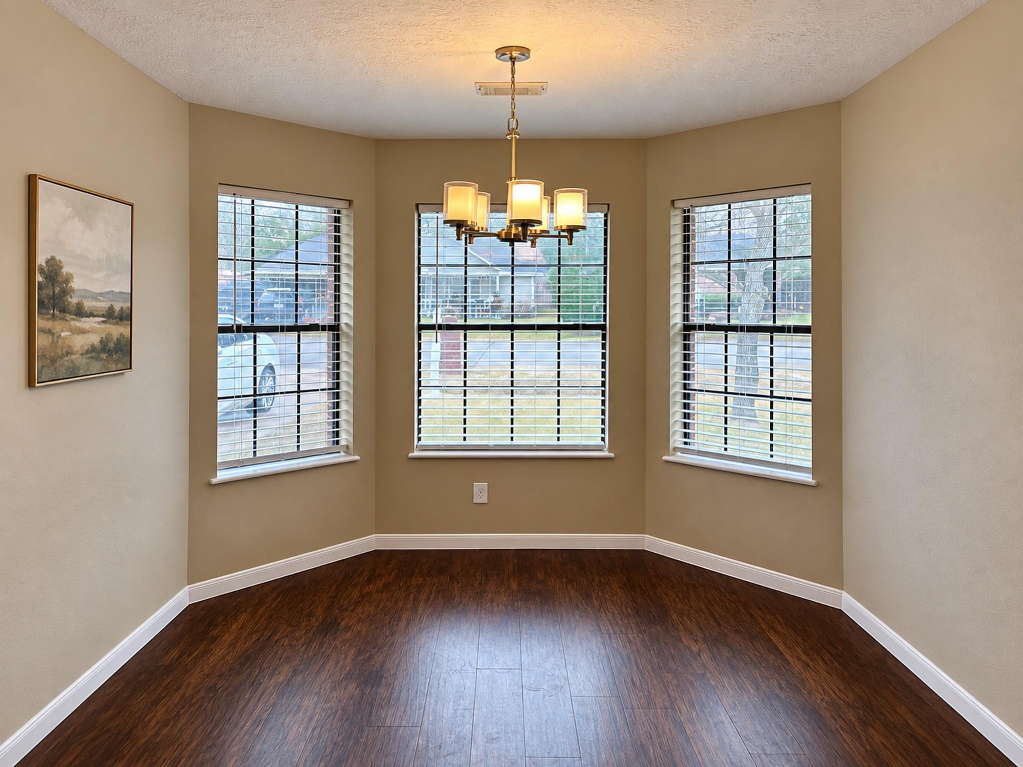 3115 Edgewood