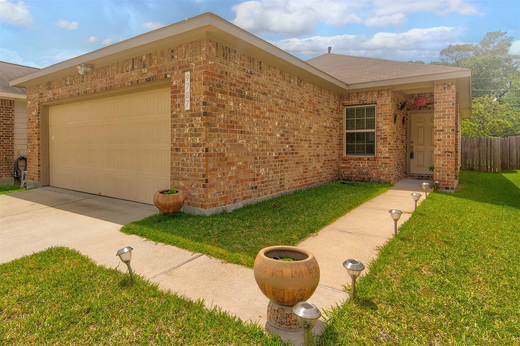 9707 Vanessa Glen Court