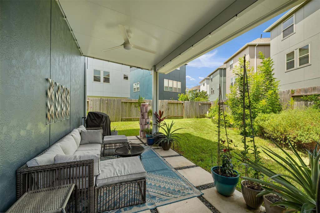 Photo of 2002 Groveland Glen Drive, Houston, TX 77051 (MLS # 61110436)