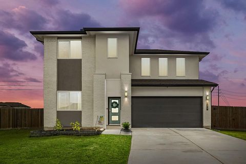 Photo of 502 Rain Cloud Drive, Baytown, TX 77523 (MLS # 12353310) Photo of 502 Rain Cloud Drive, Baytown, TX 77523 (MLS # 12353310)