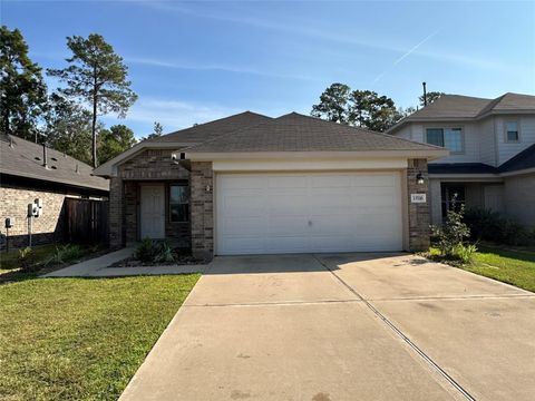 Photo of 33516 Orange Maple Way, Pinehurst, TX 77362 (MLS # 12197202) Photo of 33516 Orange Maple Way, Pinehurst, TX 77362 (MLS # 12197202)