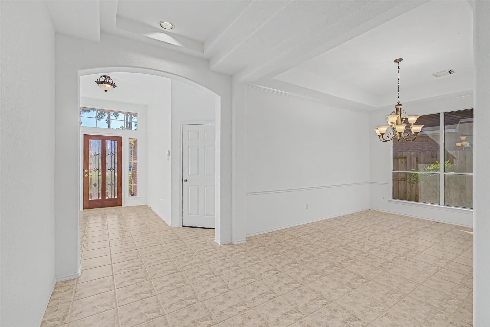 222 Glenridge Forest