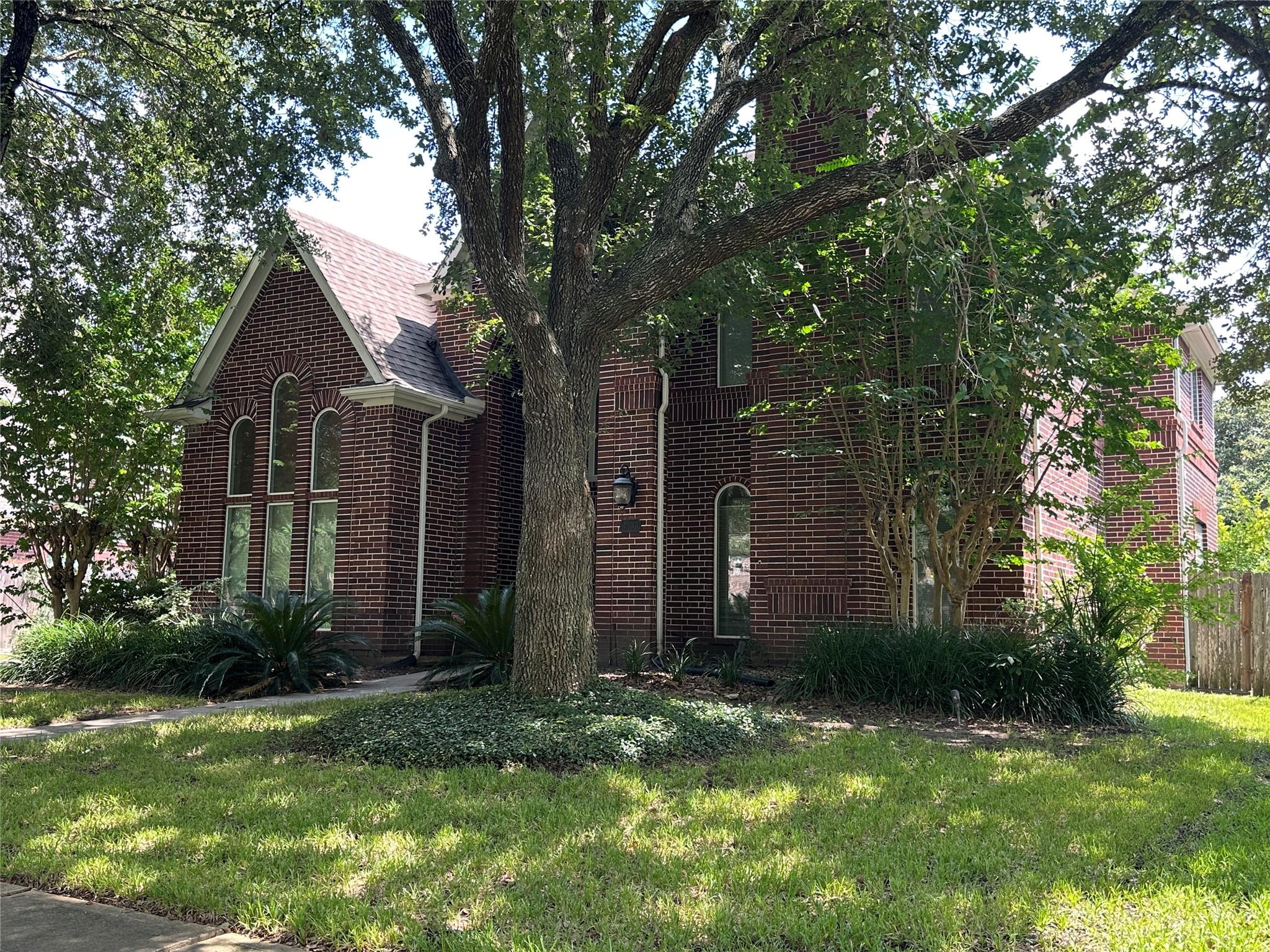 3206 Oakland Drive
