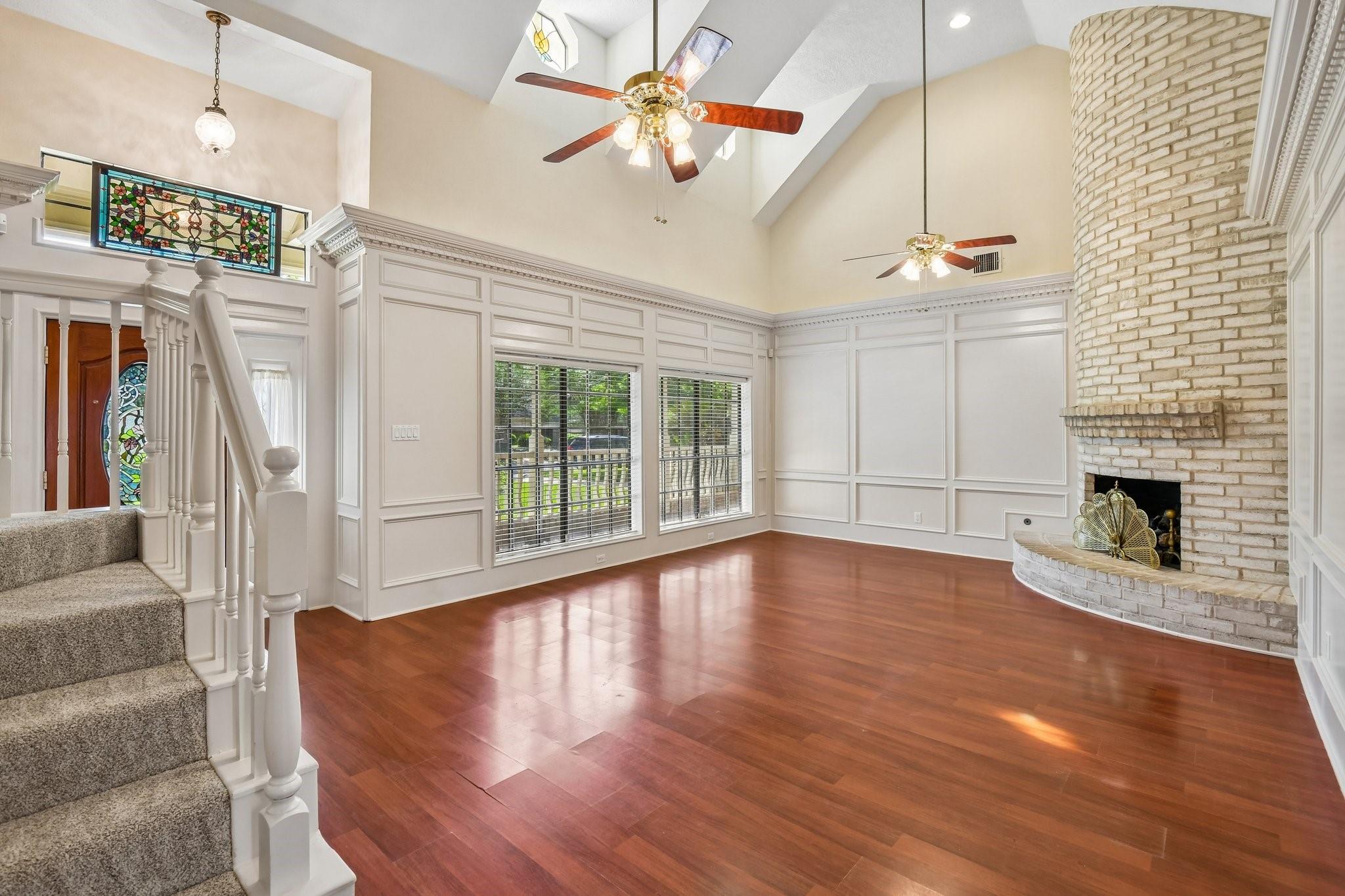 17703 Oaksham Lane