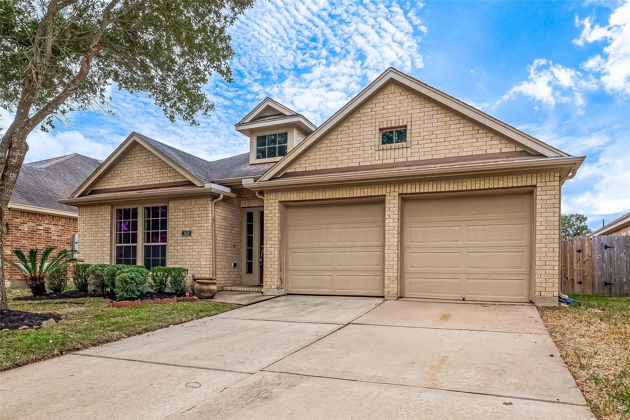 2808 Arbor Brook Lane