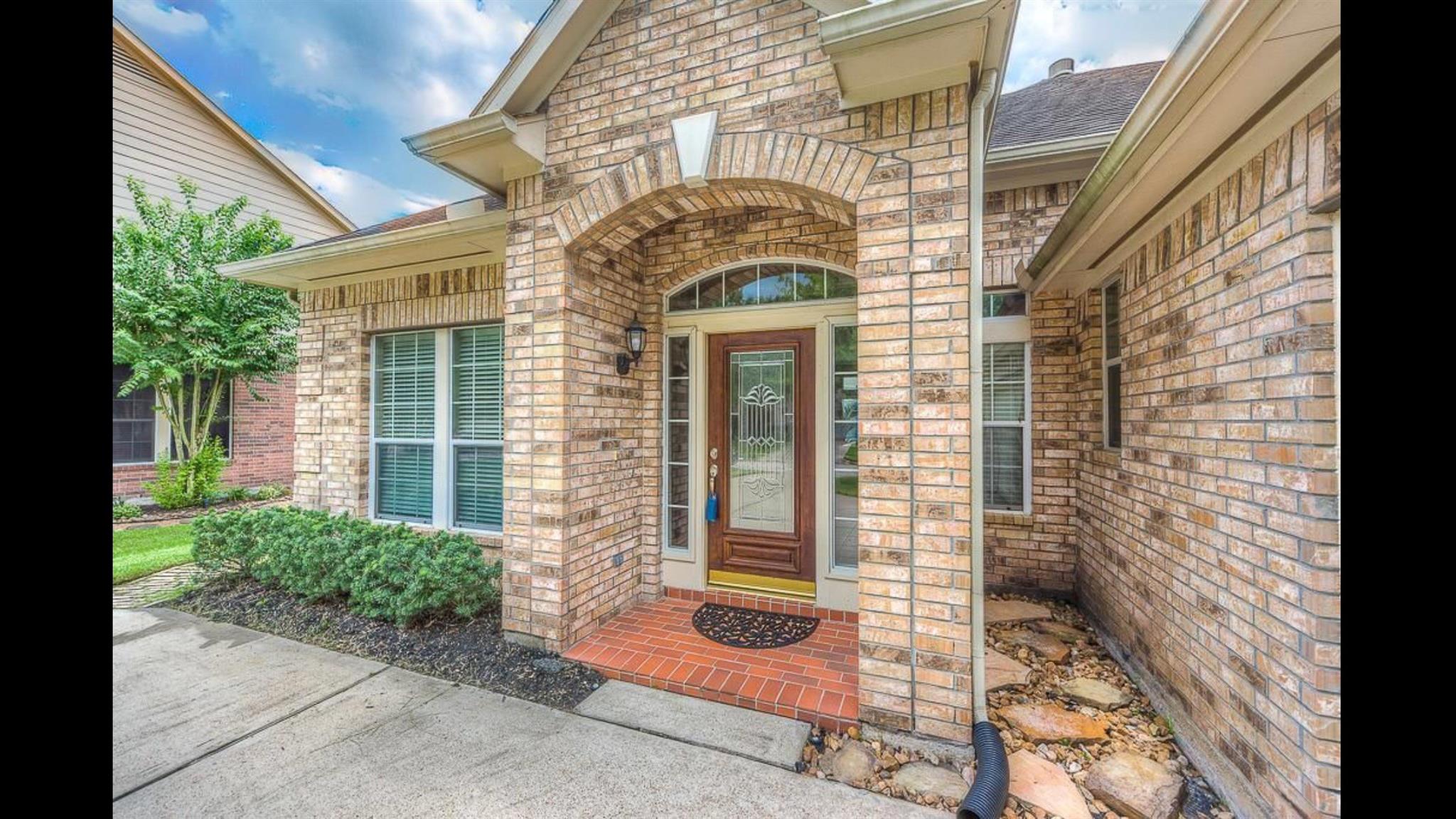 24023 Northshire Lane