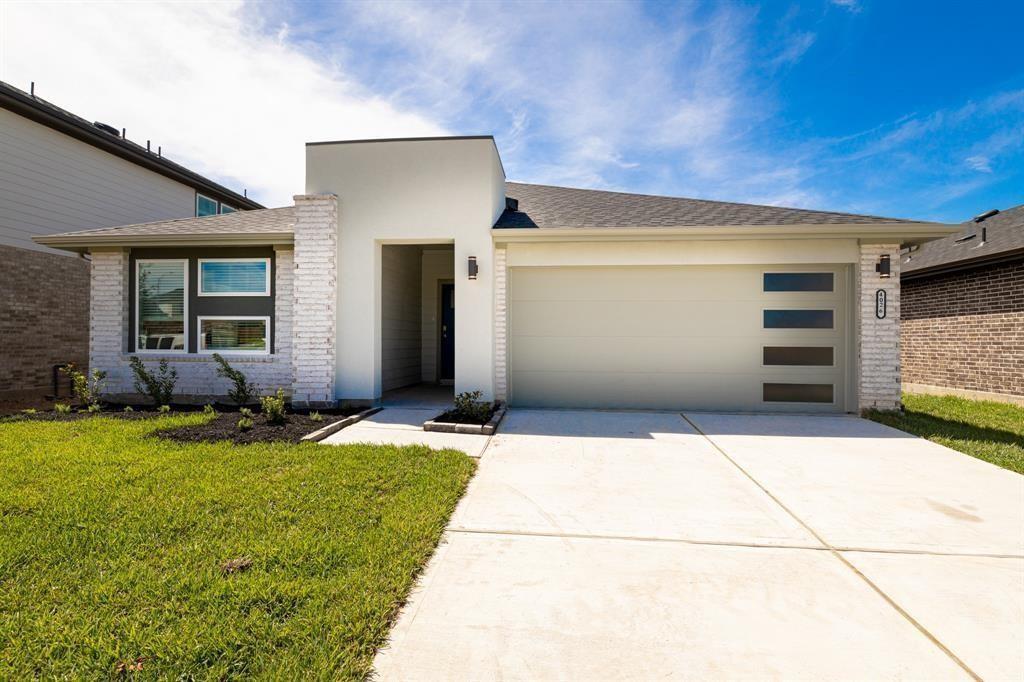 4026 Andreas Meadow Lane
